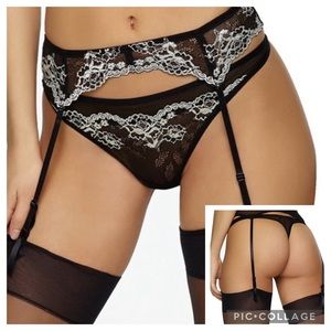 Jezebel black /white garter belt